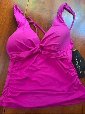 La Blanca Magenta Twist-Front Tankini Top size 4
